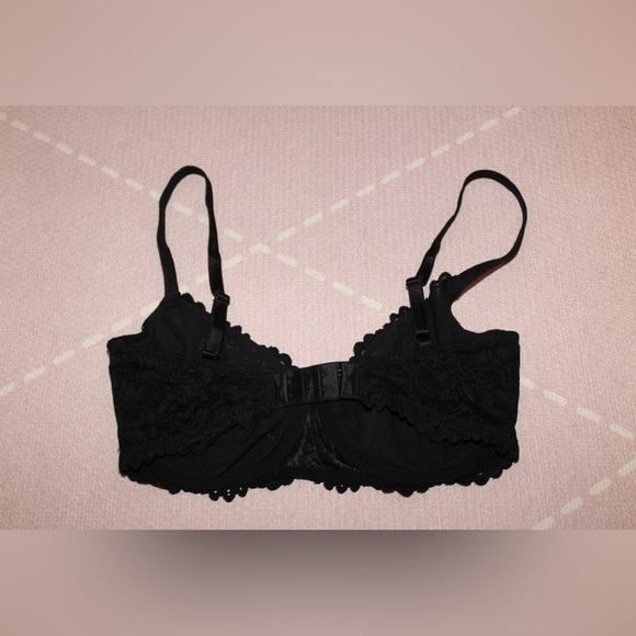 Old Navy Women’s Lace Balconette Bra 34DD Like New Condition - Picture 6 of 8